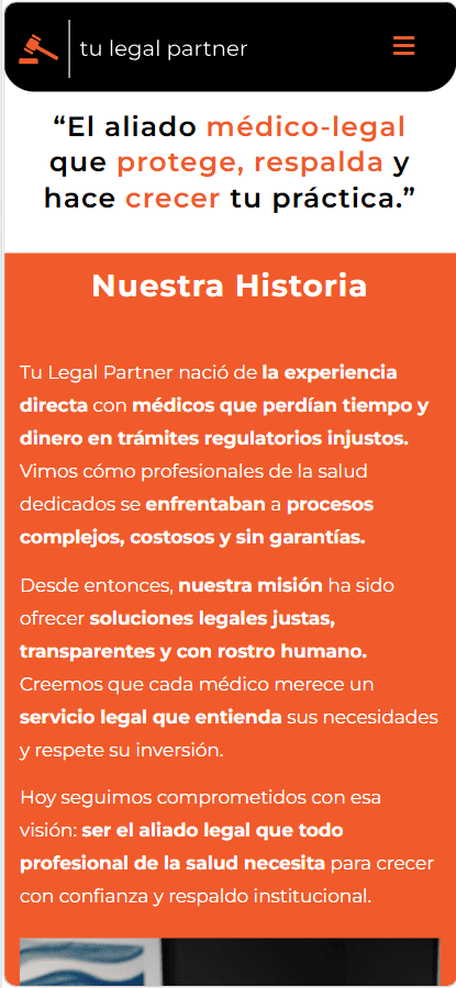 Tu Legal Partner mobile legal inquiry form and WhatsApp consultation interface